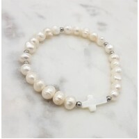 Fresh Water Pearl Bracelet w/Silver Cross