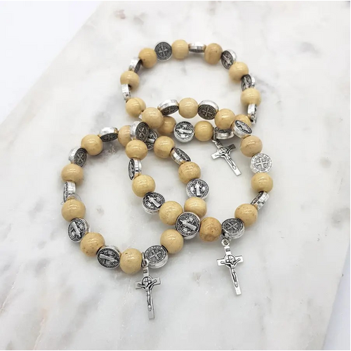 St Benedict Wooden Bracelet in Tulle Bag - Light Wood